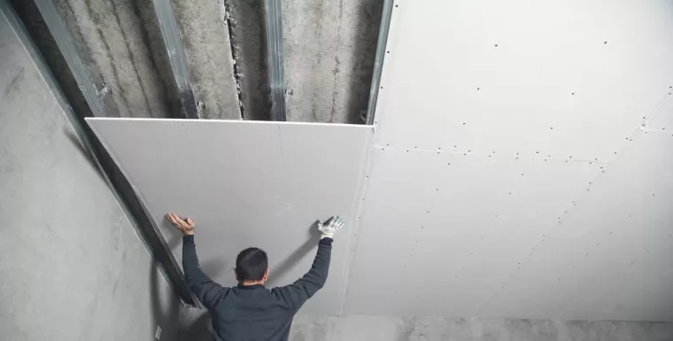 Faire isoler le plafond d'un garage en parpaing creux, Forbach, Entreprise Kreizer